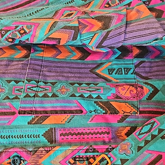 Nice men's top - Picture 4 of 6